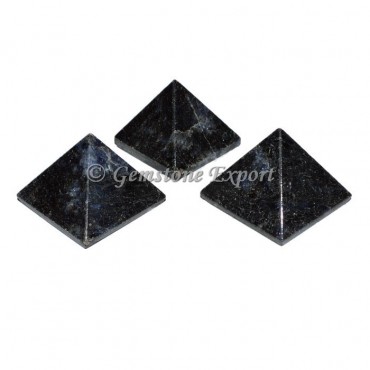 Iolite Small Pyramids