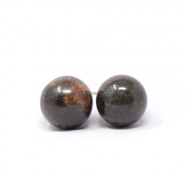 Garnet Spheres